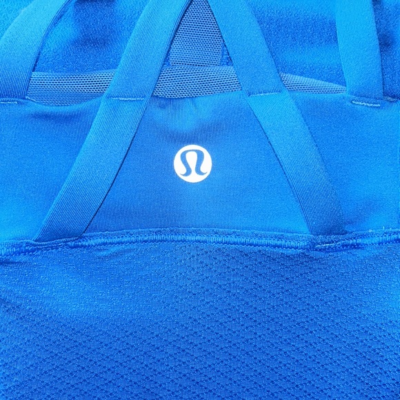 Lululemon shelf bra workout top - Picture 5 of 5